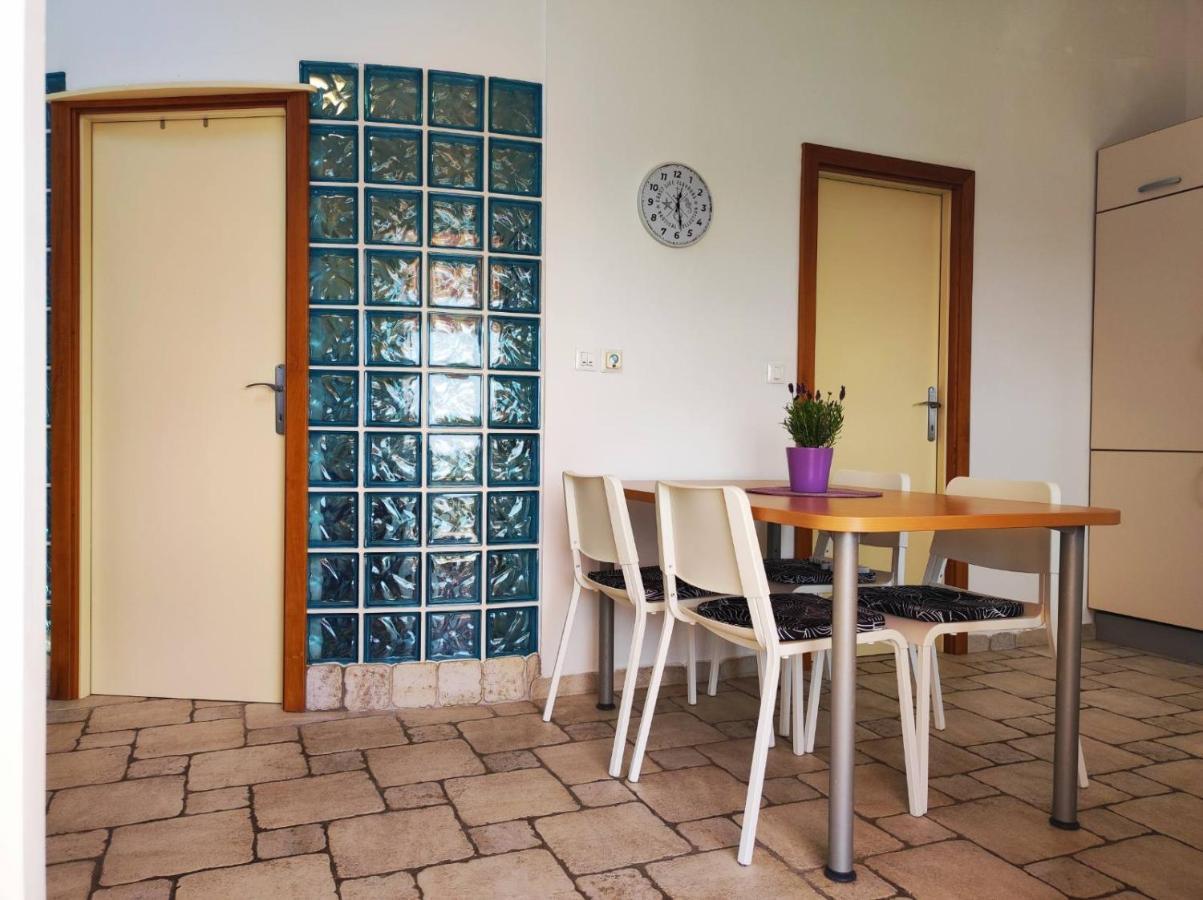 Lavanda Apartment クルク エクステリア 写真