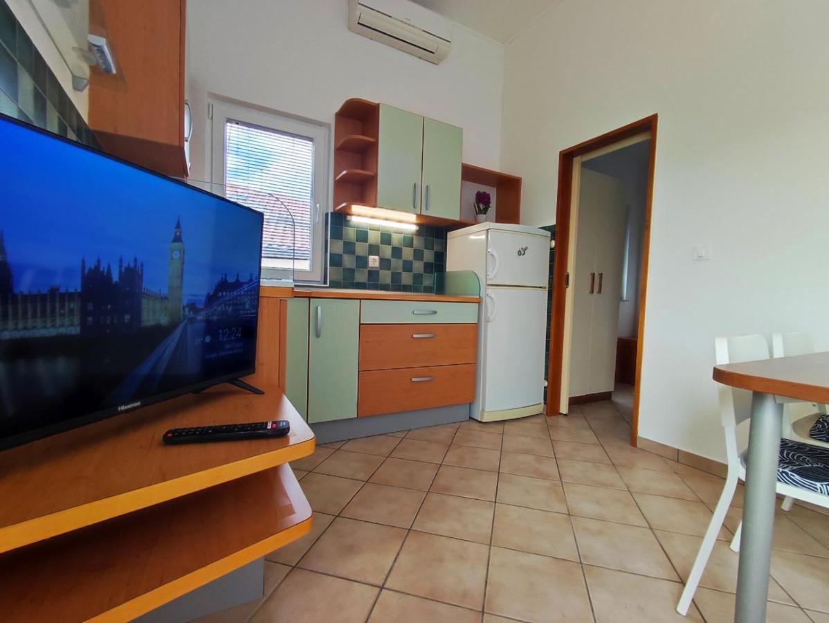 Lavanda Apartment クルク エクステリア 写真